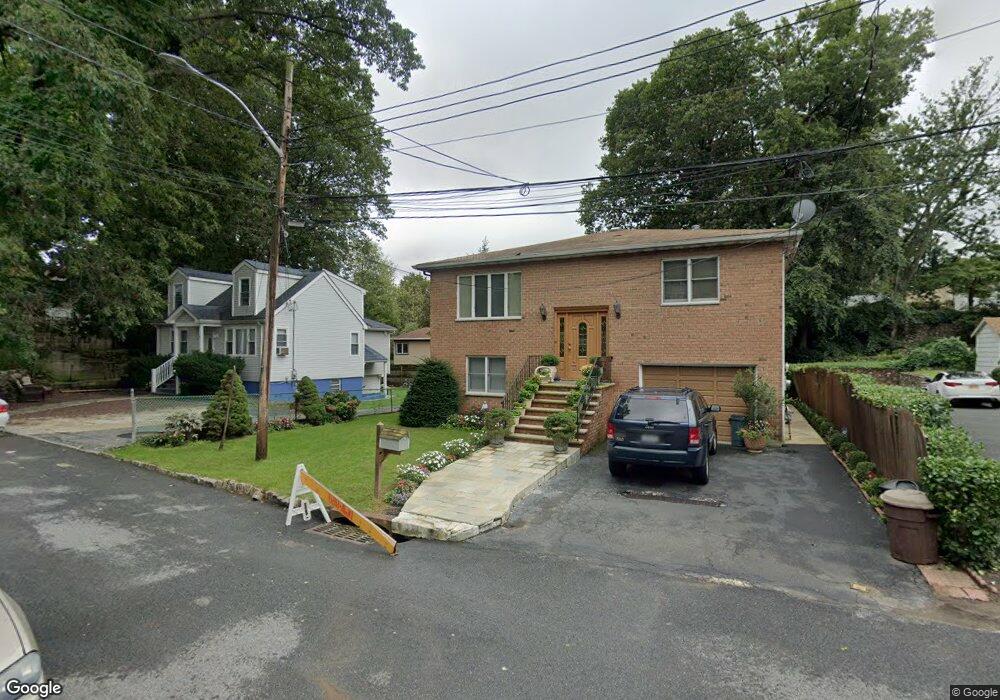 12 Munn Place, Yonkers, NY 10704 - photo 1