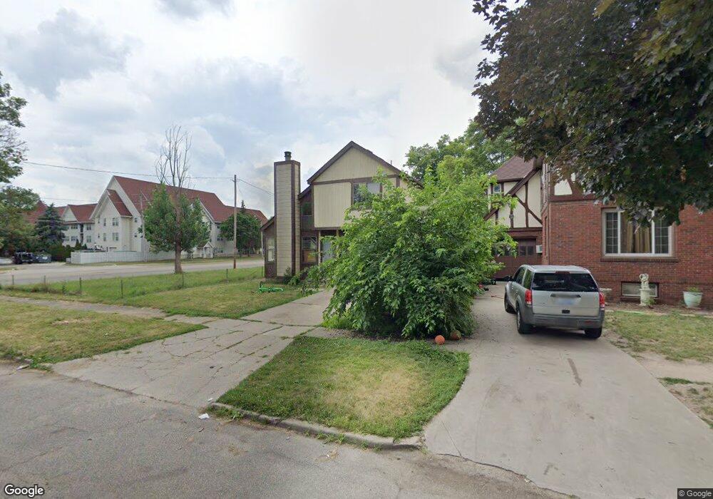 814 Thomson St, Flint, MI 48503 - photo 1