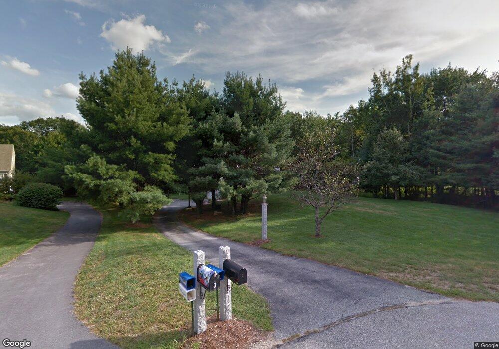 1 Stagecoach Ln, Bedford, NH 03110 - photo 1