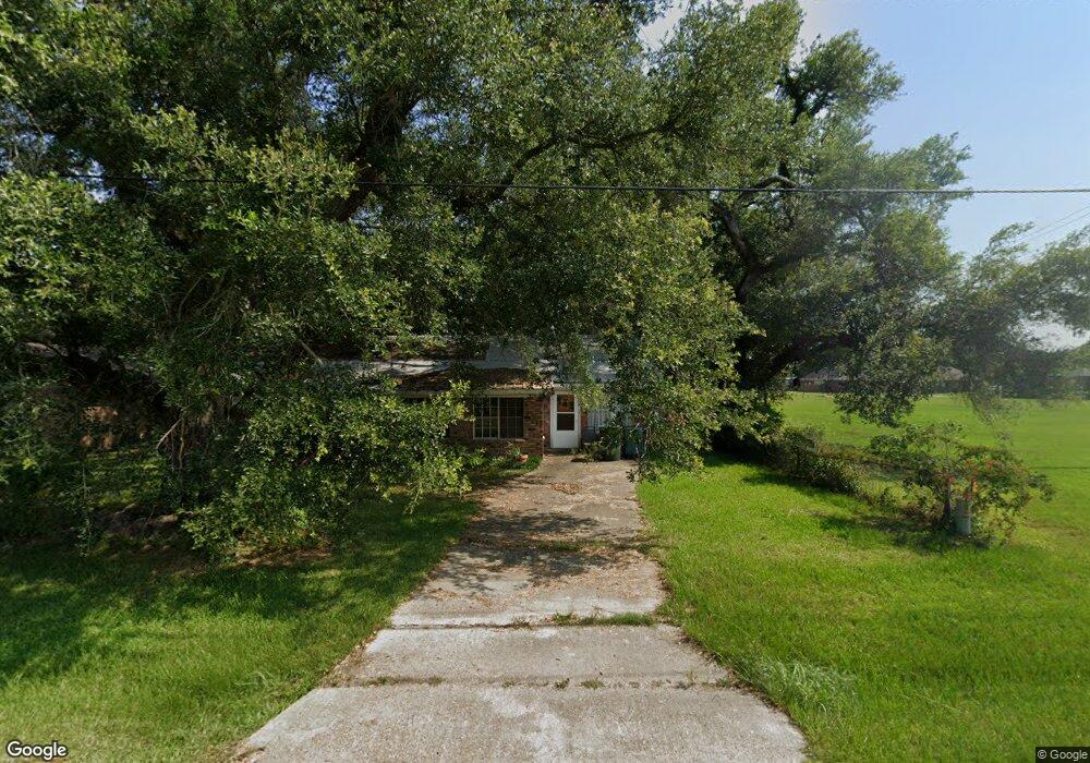 410 W Nichols St, Welsh, LA 70591 - photo 1