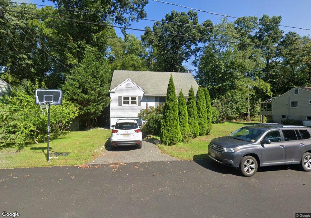69 Mackay Ave, Waldwick, NJ 07463 - photo 1