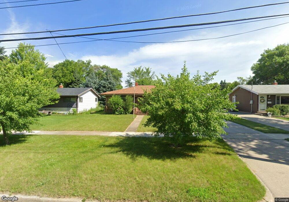 1805 14th Ave S, Fargo, ND 58103 - photo 1