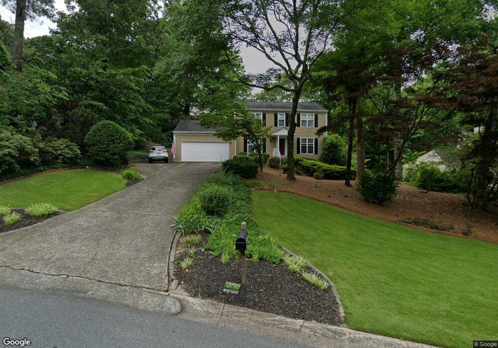 2070 Bishop Creek Dr, Marietta, GA 30062 - photo 1