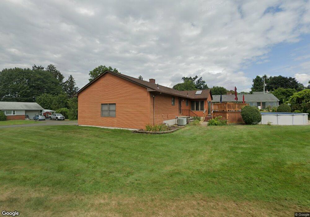 60 Ridgewood Rd, Chicopee, MA 01013 - photo 1