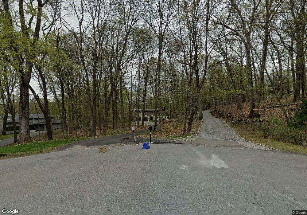 33 Fox Run Rd, Croton On Hudson, NY 10520 - photo 1