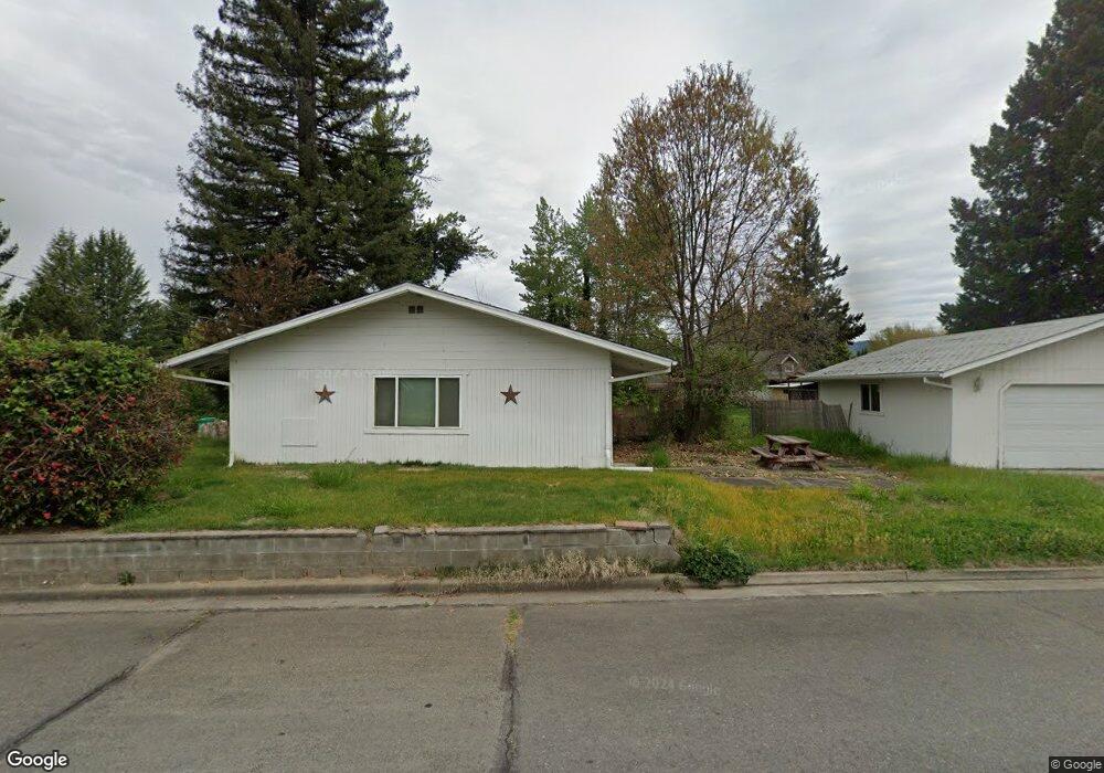 1881 Nebraska Ave, Grants Pass, OR 97527 - photo 1