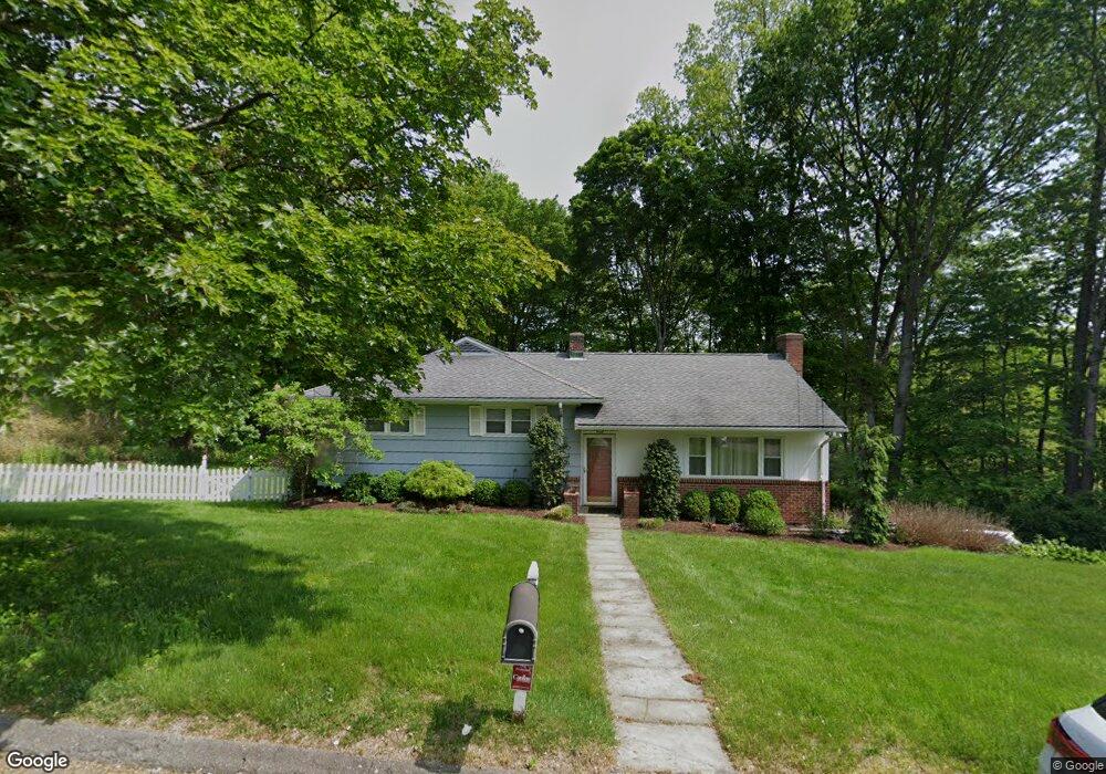 41 Rexview Cir, Trumbull, CT 06611 - photo 1