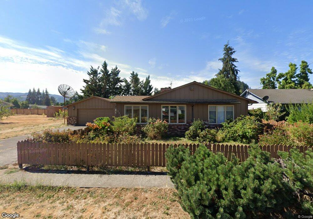 331 D St, Creswell, OR 97426 - photo 1