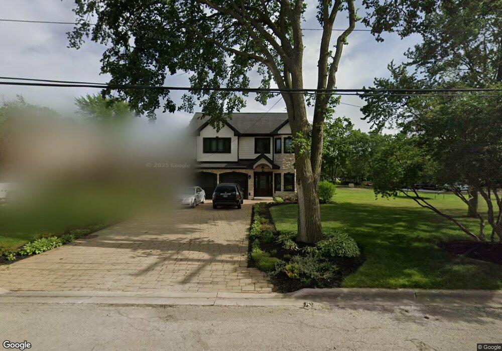 578 W 3rd St, Elmhurst, IL 60126 - photo 1