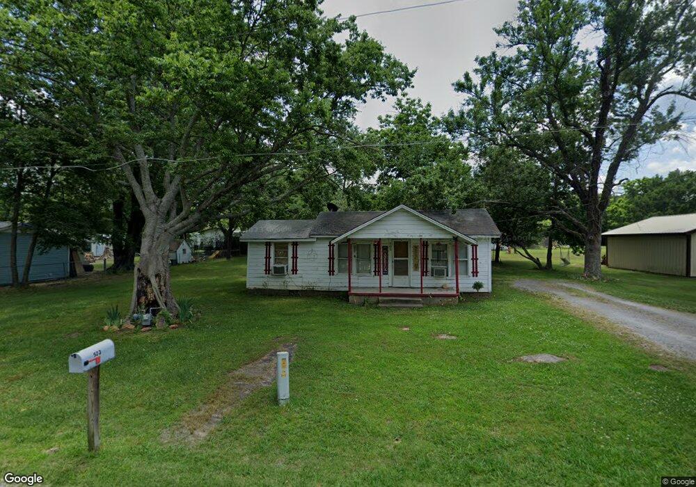 503 W Muskogee Ave, Chouteau, OK 74337 - photo 1