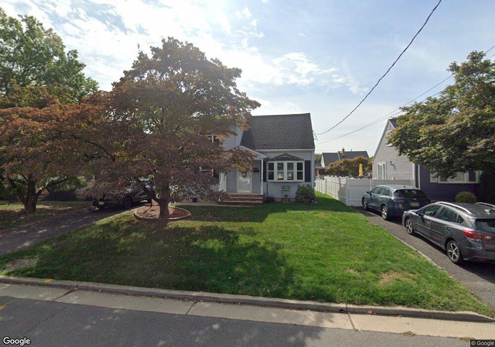 340 Howard Ave, Middlesex, NJ 08846 - photo 1