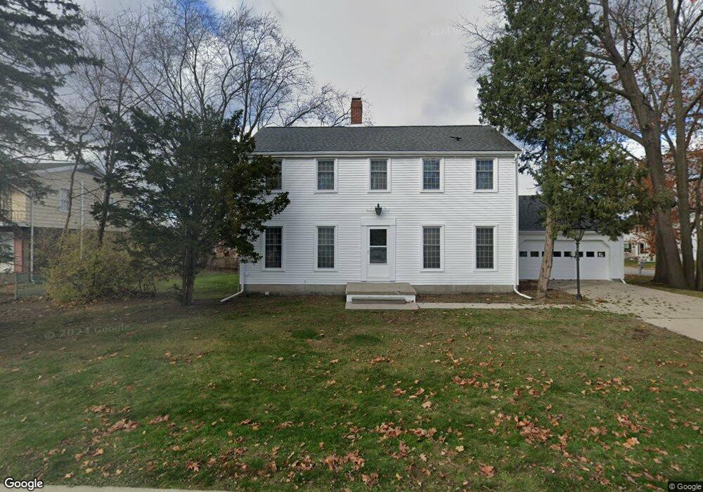 1805 Kennelworth Dr, Port Huron, MI 48060 - photo 1