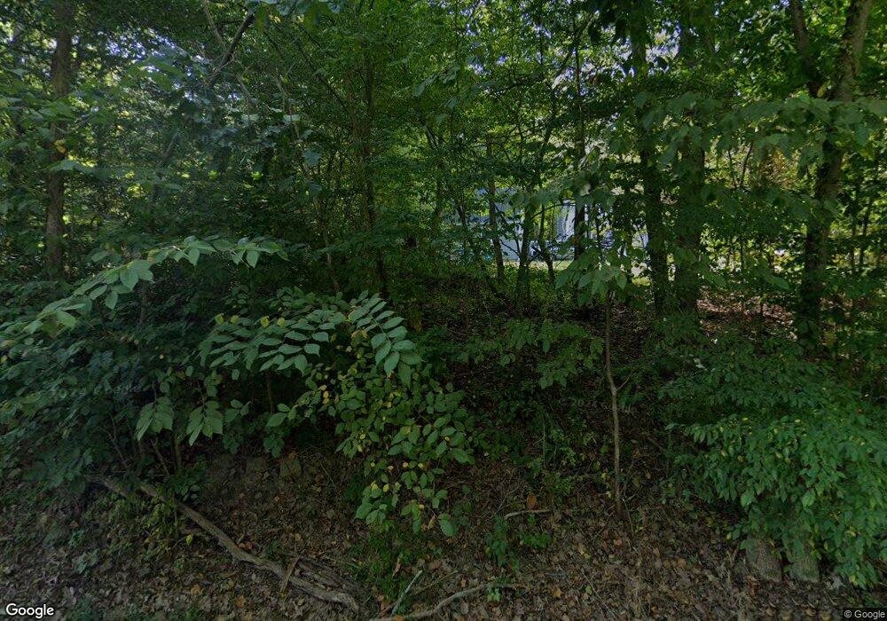 255 S Wolfcreek Rd, Columbus, IN 47201 - photo 1