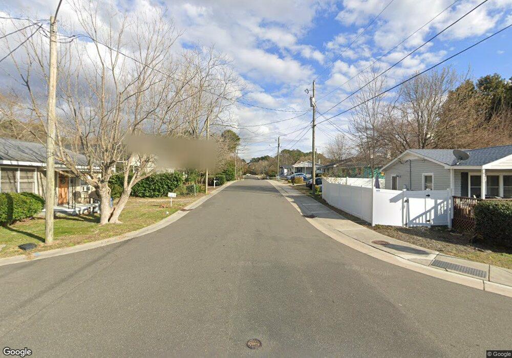 811 Kelly Dr W, Apex, NC 27502 - photo 1