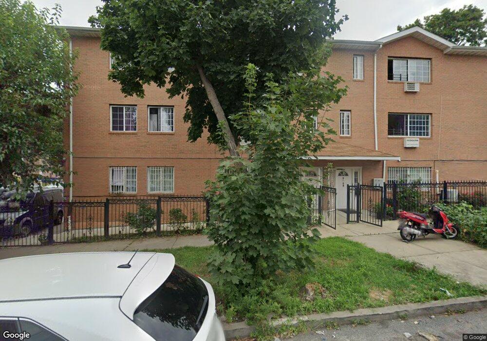 9703 191st St, Hollis, NY 11423 - photo 1