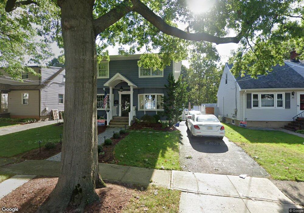347 W Passaic Ave, Rutherford, NJ 07070 - photo 1