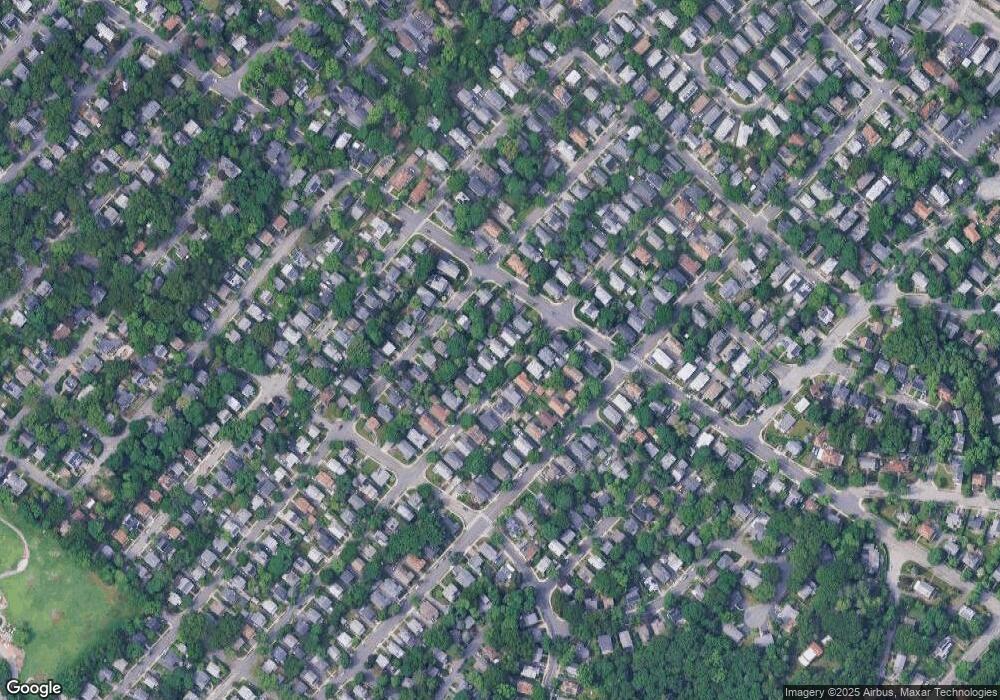 55 Newport St unit 1, Arlington, MA 02476 - photo 1