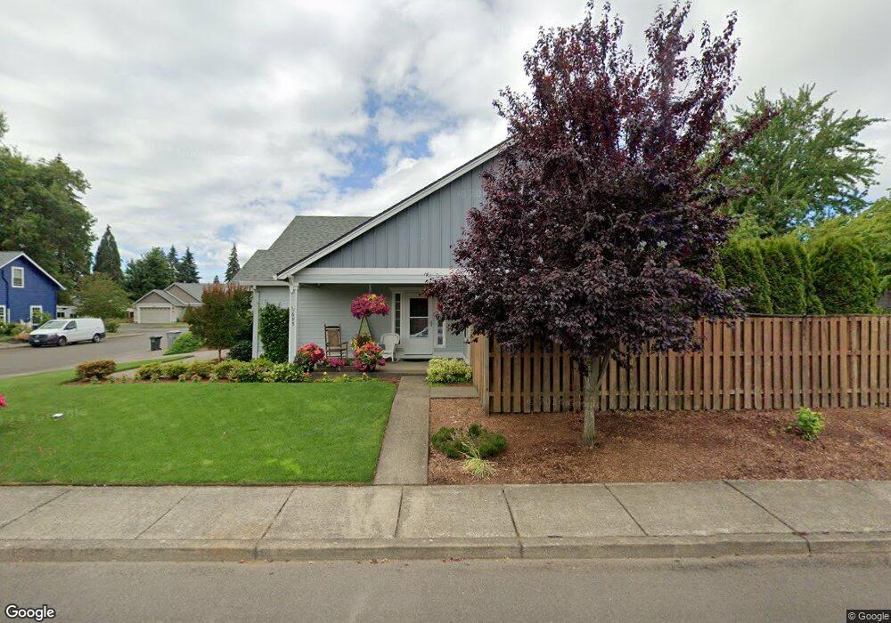 685 N Juniper Ct, Canby, OR 97013 - photo 1