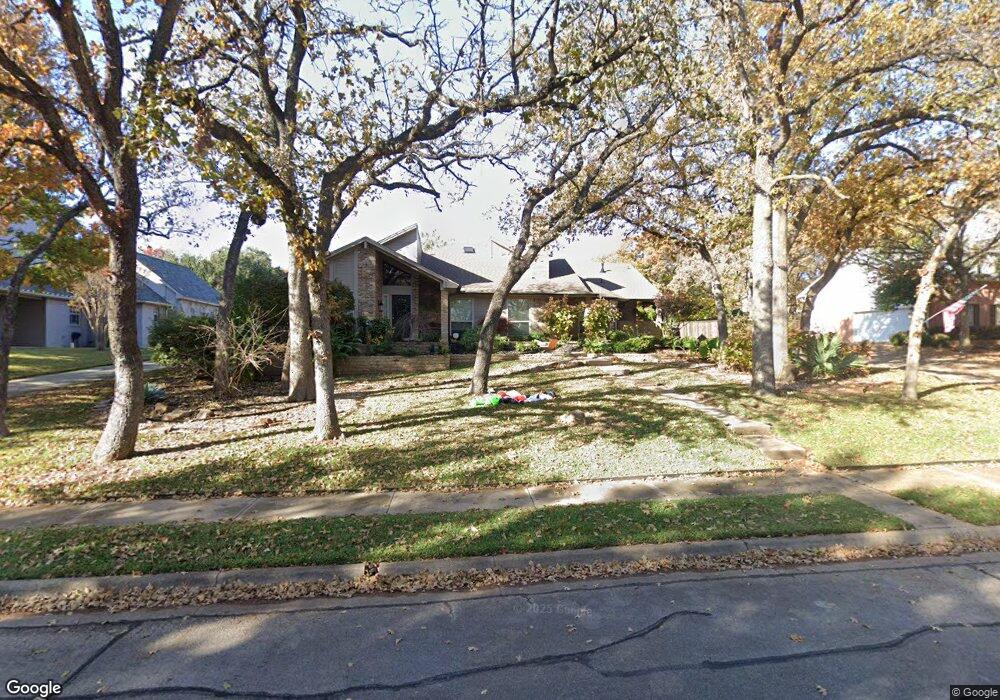 3813 Welwyn Way Dr, Bedford, TX 76021 - photo 1