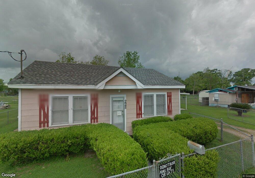 225 Pitre St, Houma, LA 70363 - photo 1
