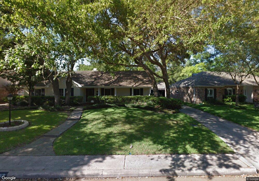 12418 Woodthorpe Ln, Houston, TX 77024 - photo 1