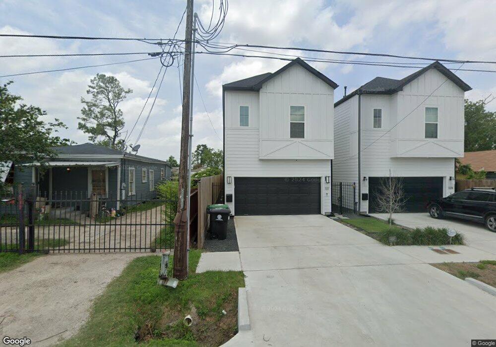 139 E 37th St, Houston, TX 77018 - photo 1