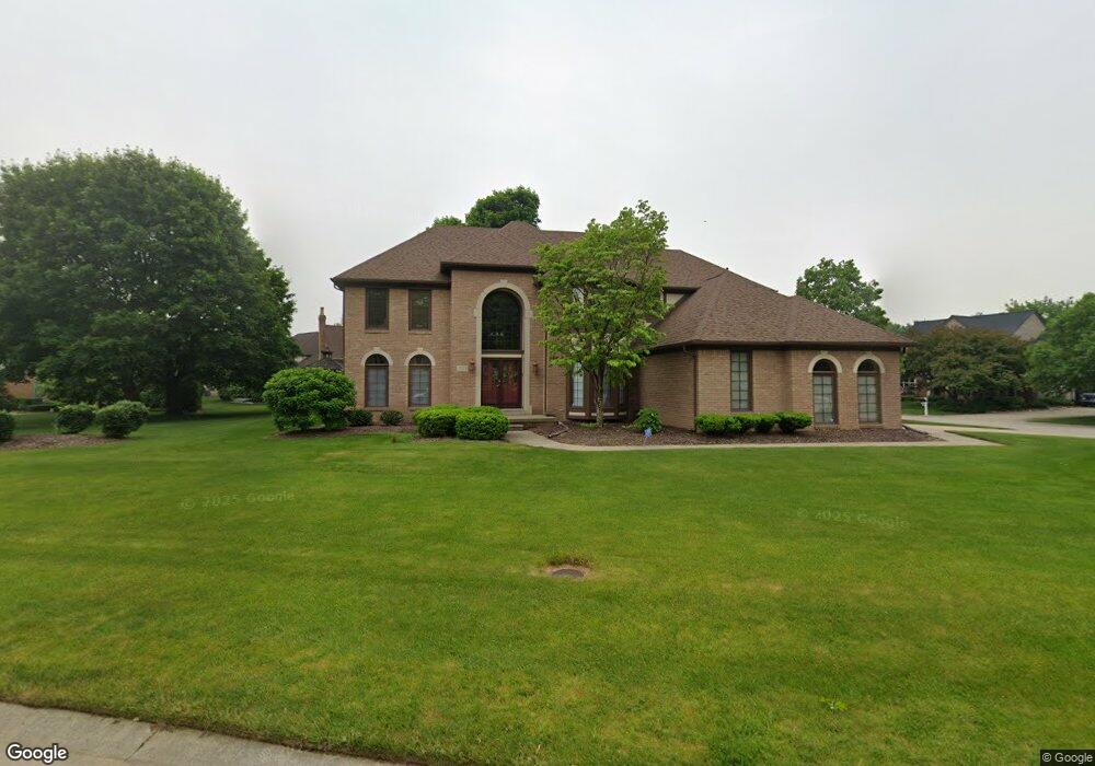3709 Merriweather Ln, Rochester Hills, MI 48306 - photo 1
