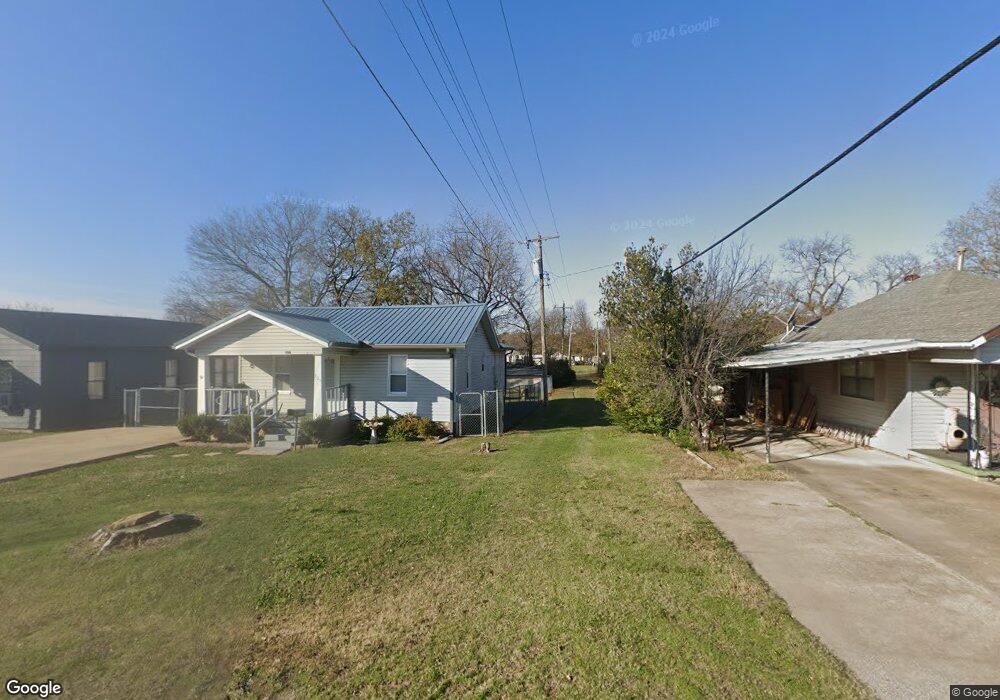 305 N 13th St, Henryetta, OK 74437 - photo 1