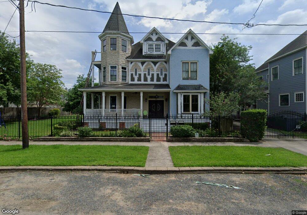 610 E 7th 1/2 St, Houston, TX 77007 - photo 1