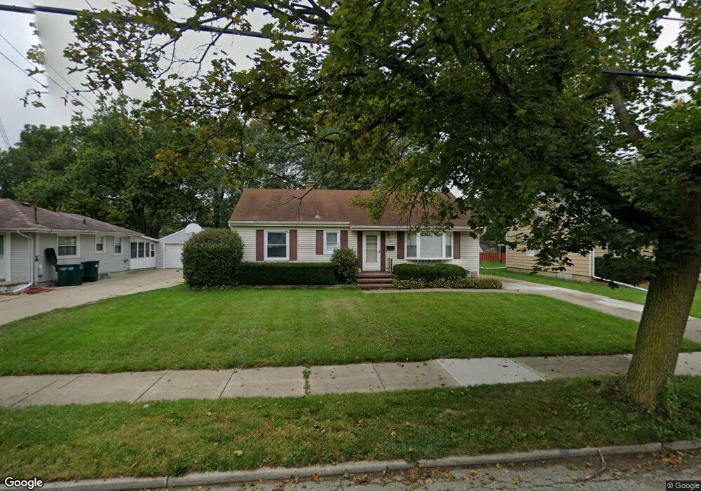 3430 Schlee St, Lansing, MI 48910 - photo 1