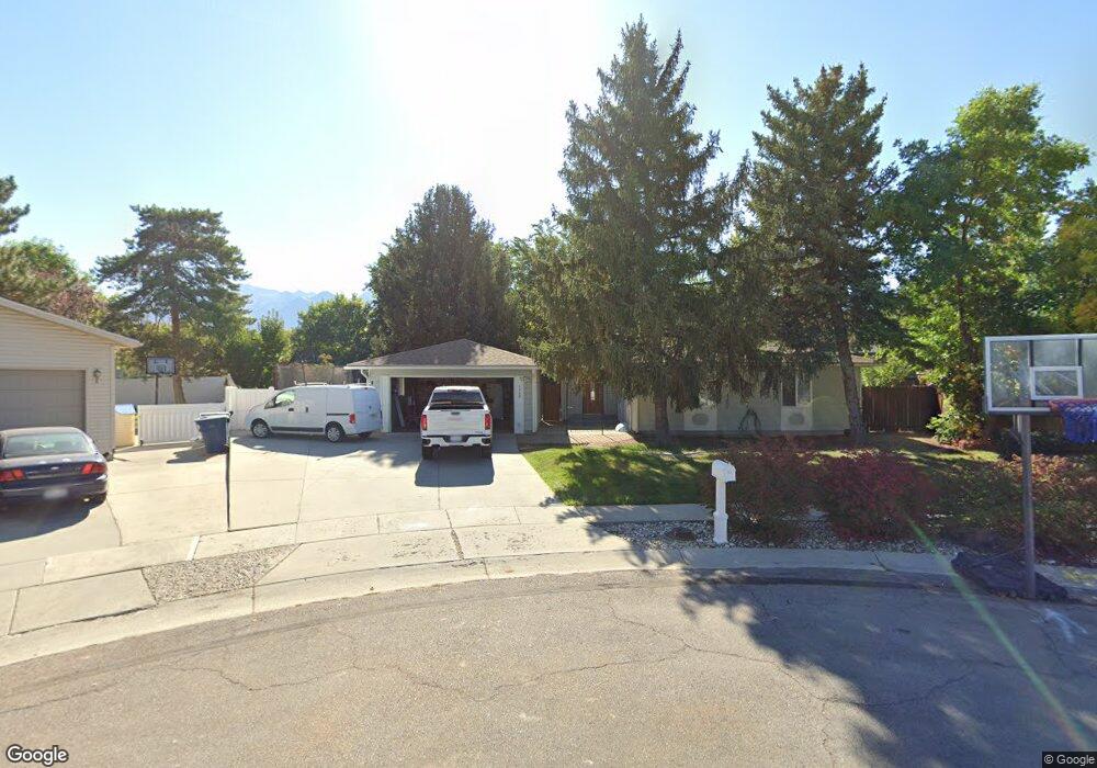 1368 Sherwood Cir, Sandy, UT 84093 - photo 1