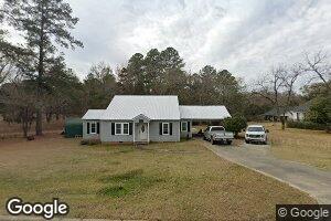 811 W Main St, Uvalda, GA 30473