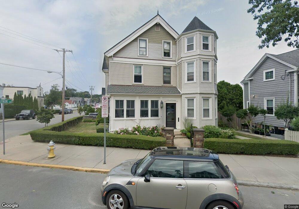 15 Carroll Ave, Newport, RI 02840 - photo 1