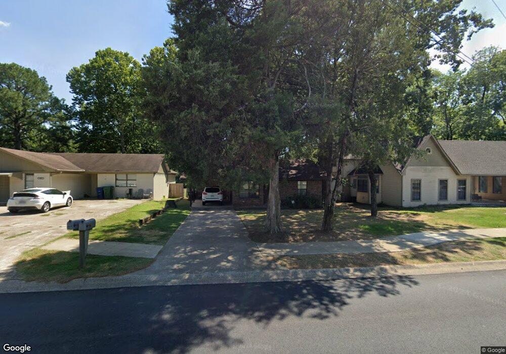 2409 Tyler St, Conway, AR 72034 - photo 1