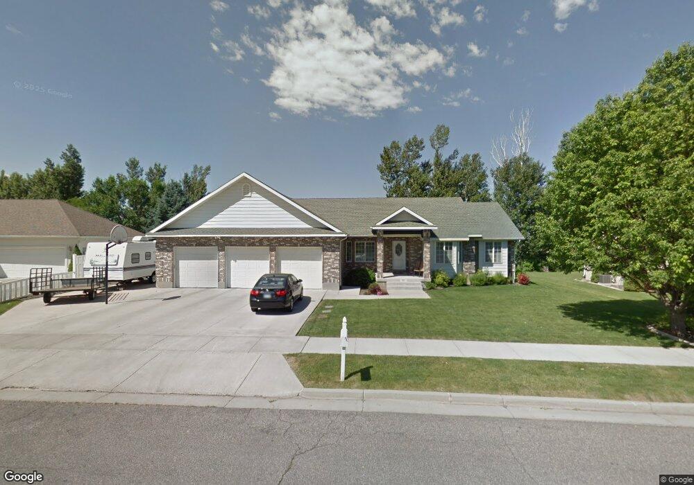 527 S 455 E, Smithfield, UT 84335 - photo 1