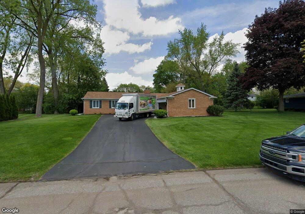 2727 Rambling Way, Bloomfield Hills, MI 48302 - photo 1