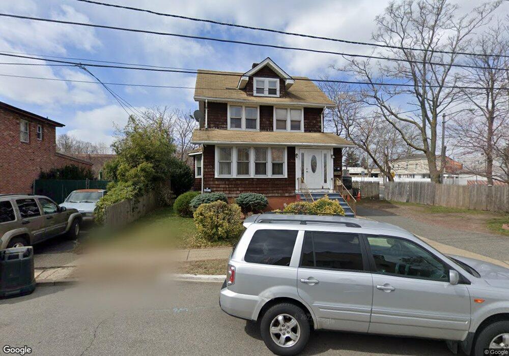 319 Jackson Ave, Hackensack, NJ 07601 - photo 1