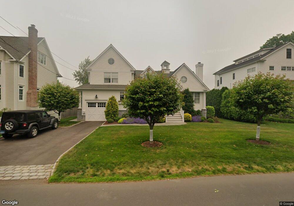 327 Birch Rd, Fairfield, CT 06824 - photo 1