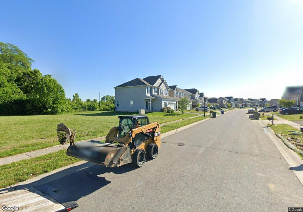 5746 Mouzon Dr, Columbus, OH 43232 - photo 1