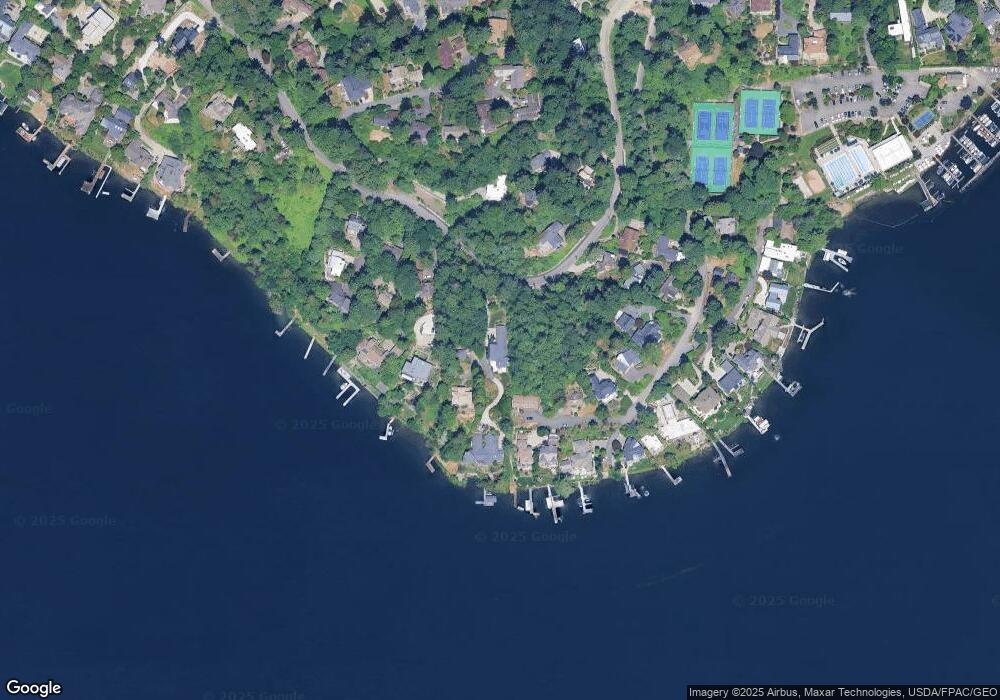 8487 W Mercer Way, Mercer Island, WA 98040 - photo 1