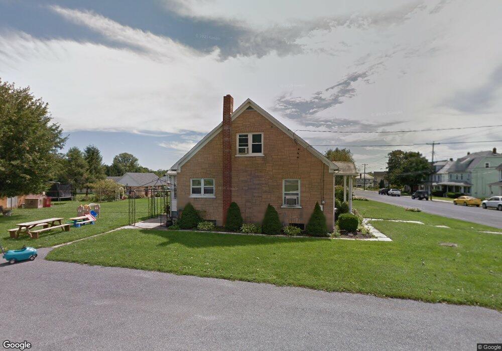 241 Broad St, Bath, PA 18014 - photo 1