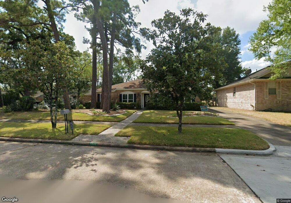 7446 Tall Pines Dr, Houston, TX 77088 - photo 1