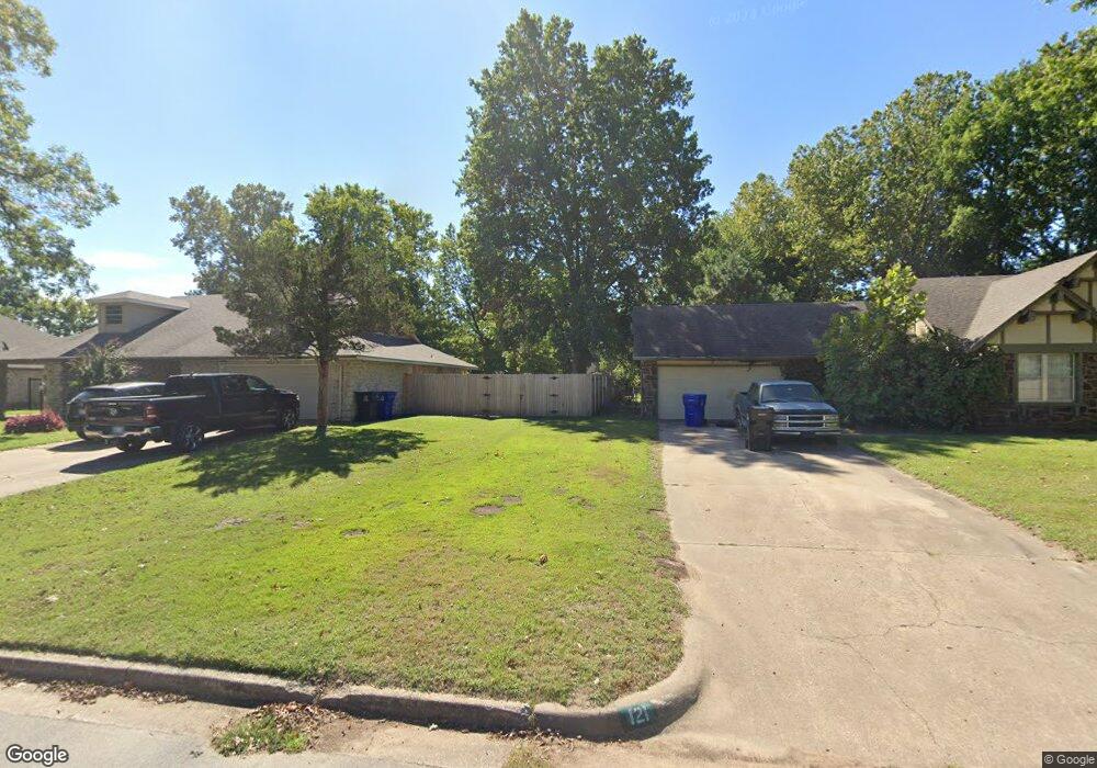 121 W Timberline Ave, Broken Arrow, OK 74011 - photo 1