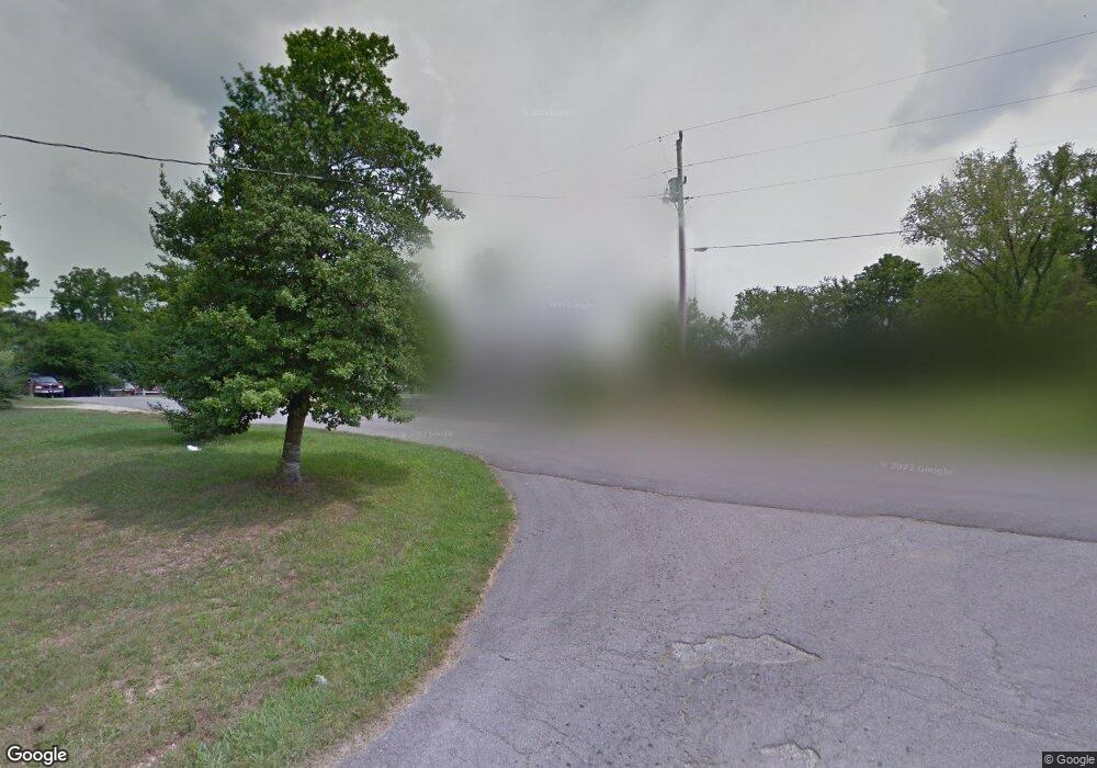 110 Perry St, Linden, TN 37096 - photo 1