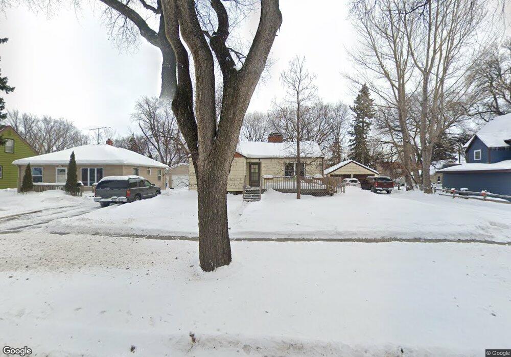 1437 10th St N, Fargo, ND 58102 - photo 1