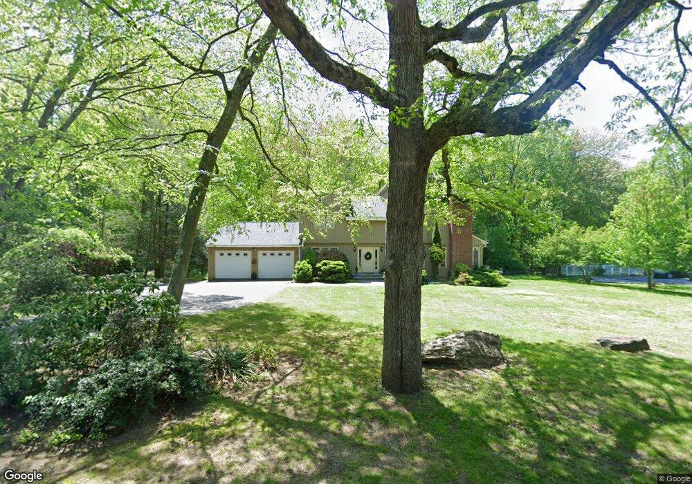 161 Lake Ave, Trumbull, CT 06611 - photo 1