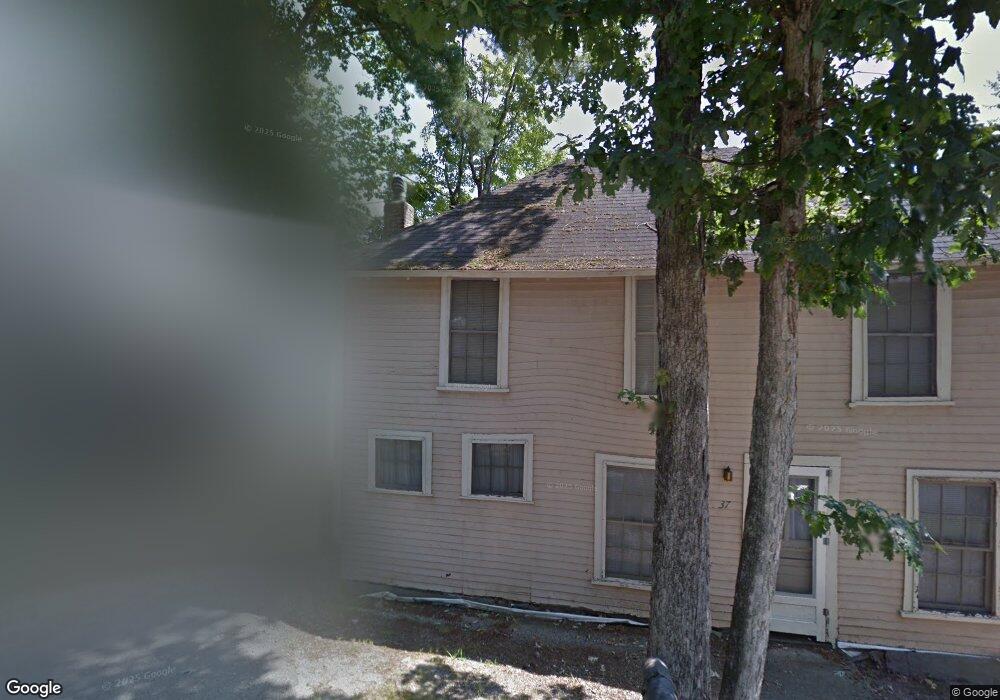 37 Broadway, Amherst, NH 03031 - photo 1