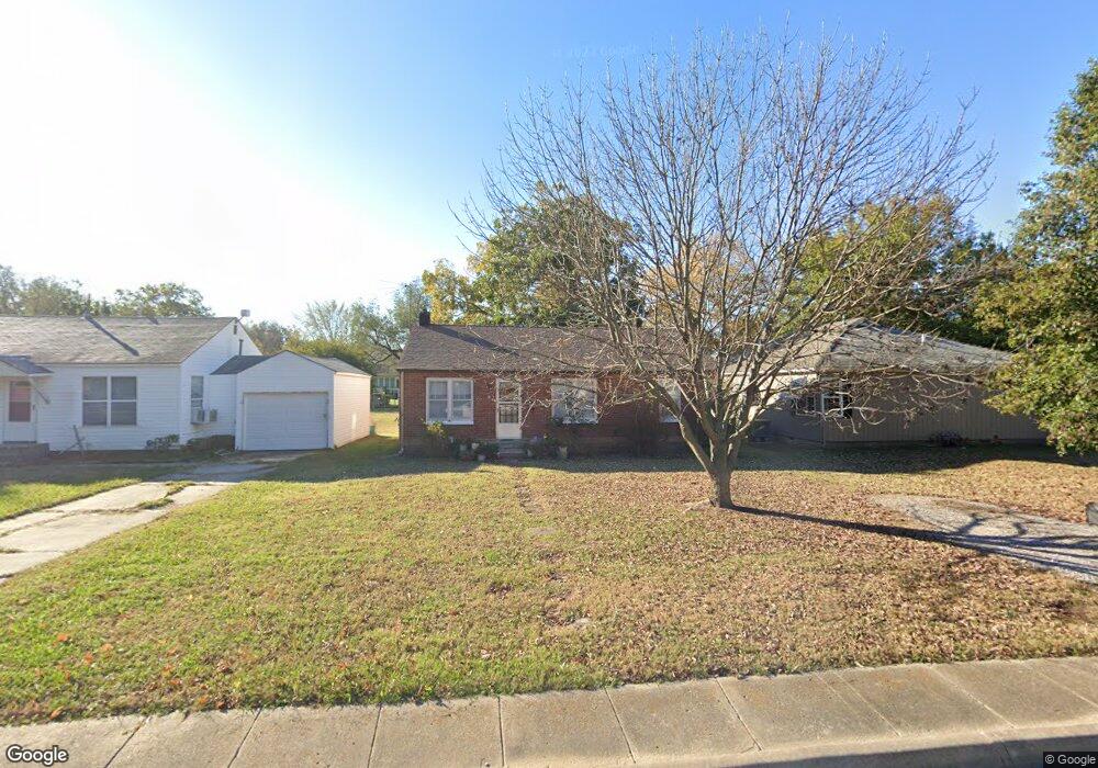 3036 Dirr Ave, Parsons, KS 67357 - photo 1