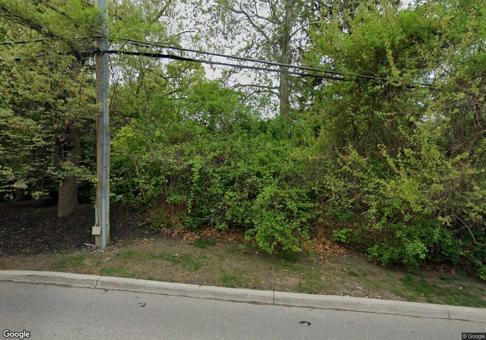 841 Vaughan Rd, Bloomfield Hills, MI 48304 - photo 1