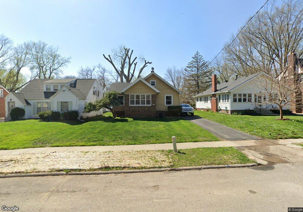 2118 40th St, Des Moines, IA 50310 - photo 1